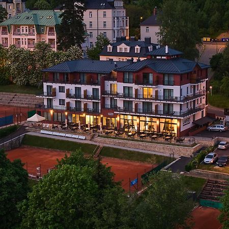 Wellness Hotel Queens Marianske Lazne Bagian luar foto