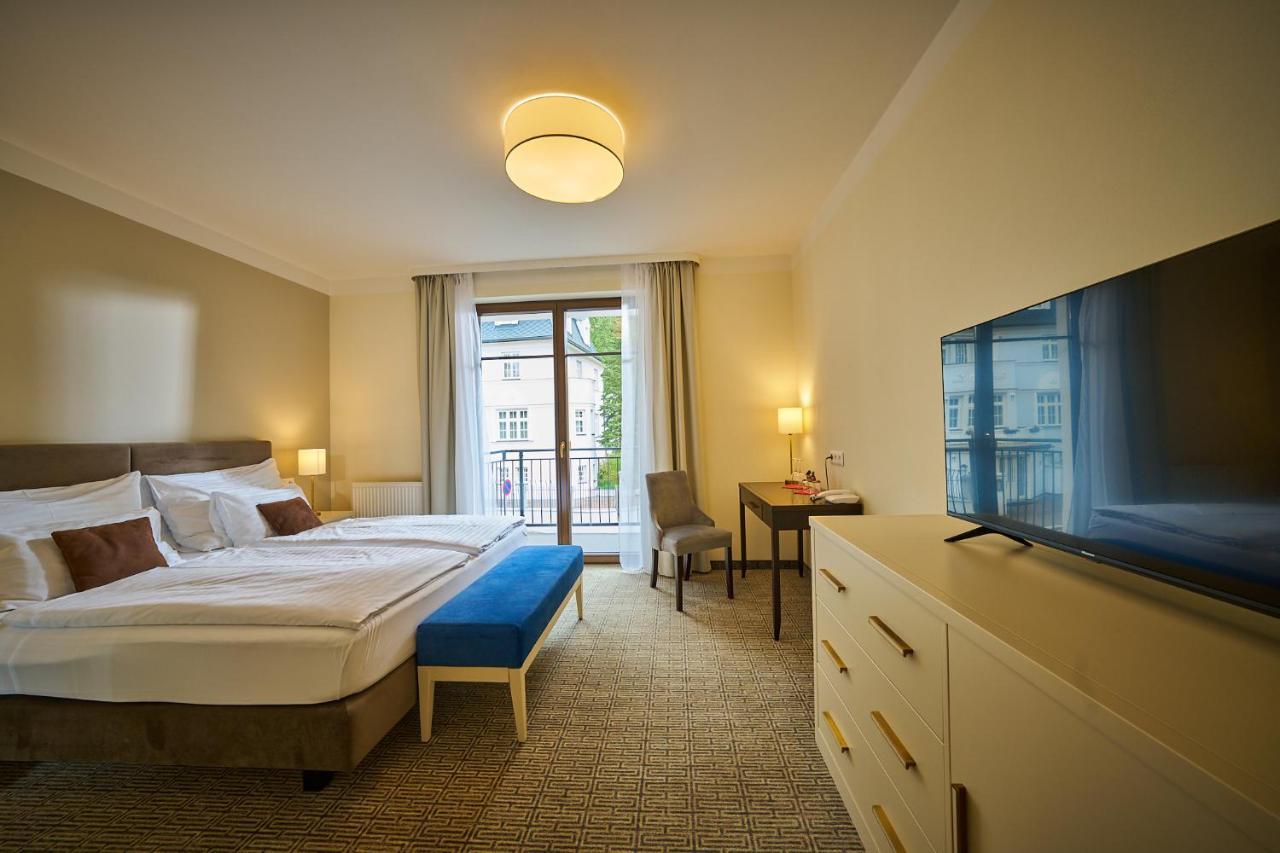 Wellness Hotel Queens Marianske Lazne Bagian luar foto