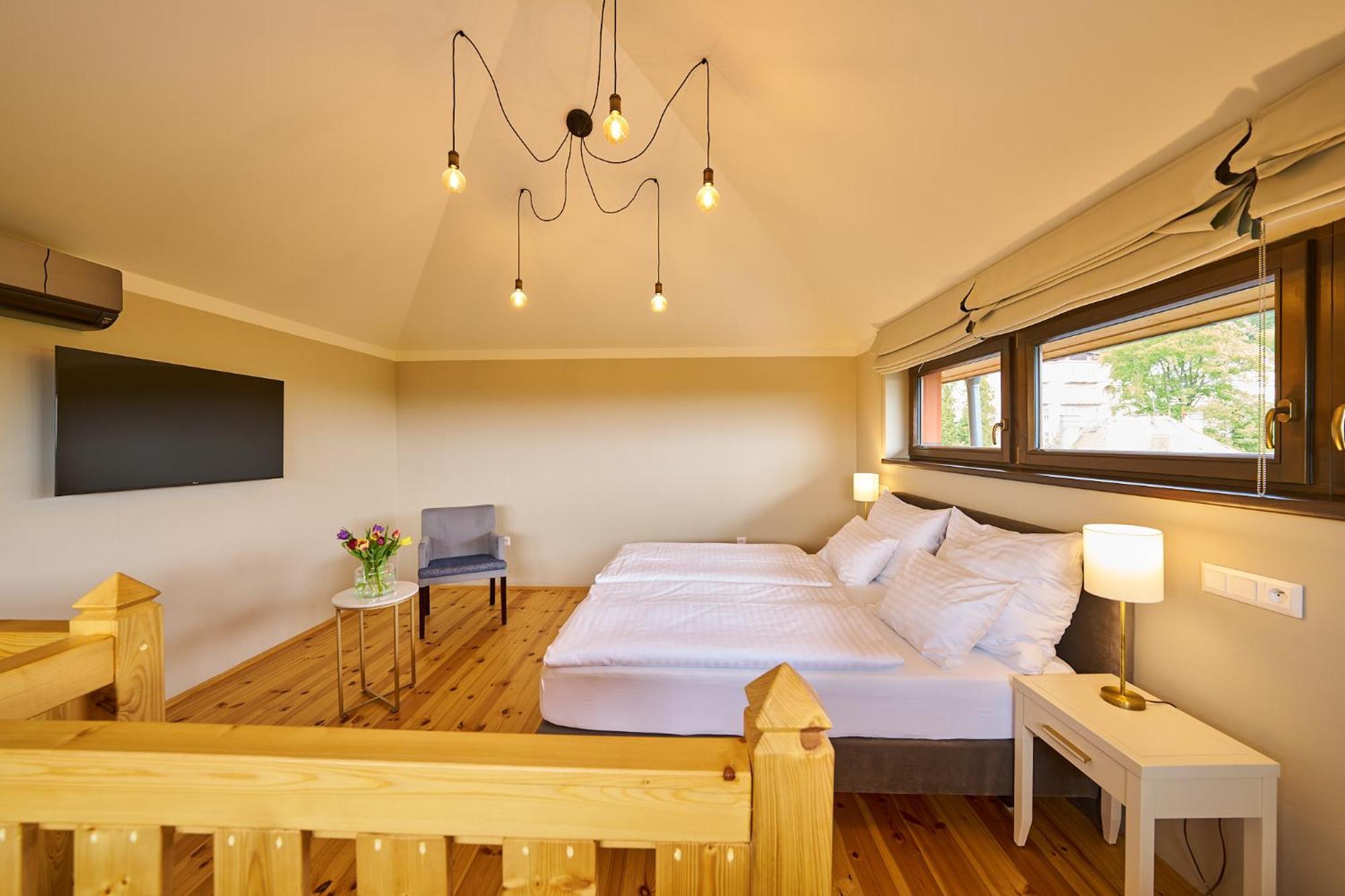 Wellness Hotel Queens Marianske Lazne Bagian luar foto