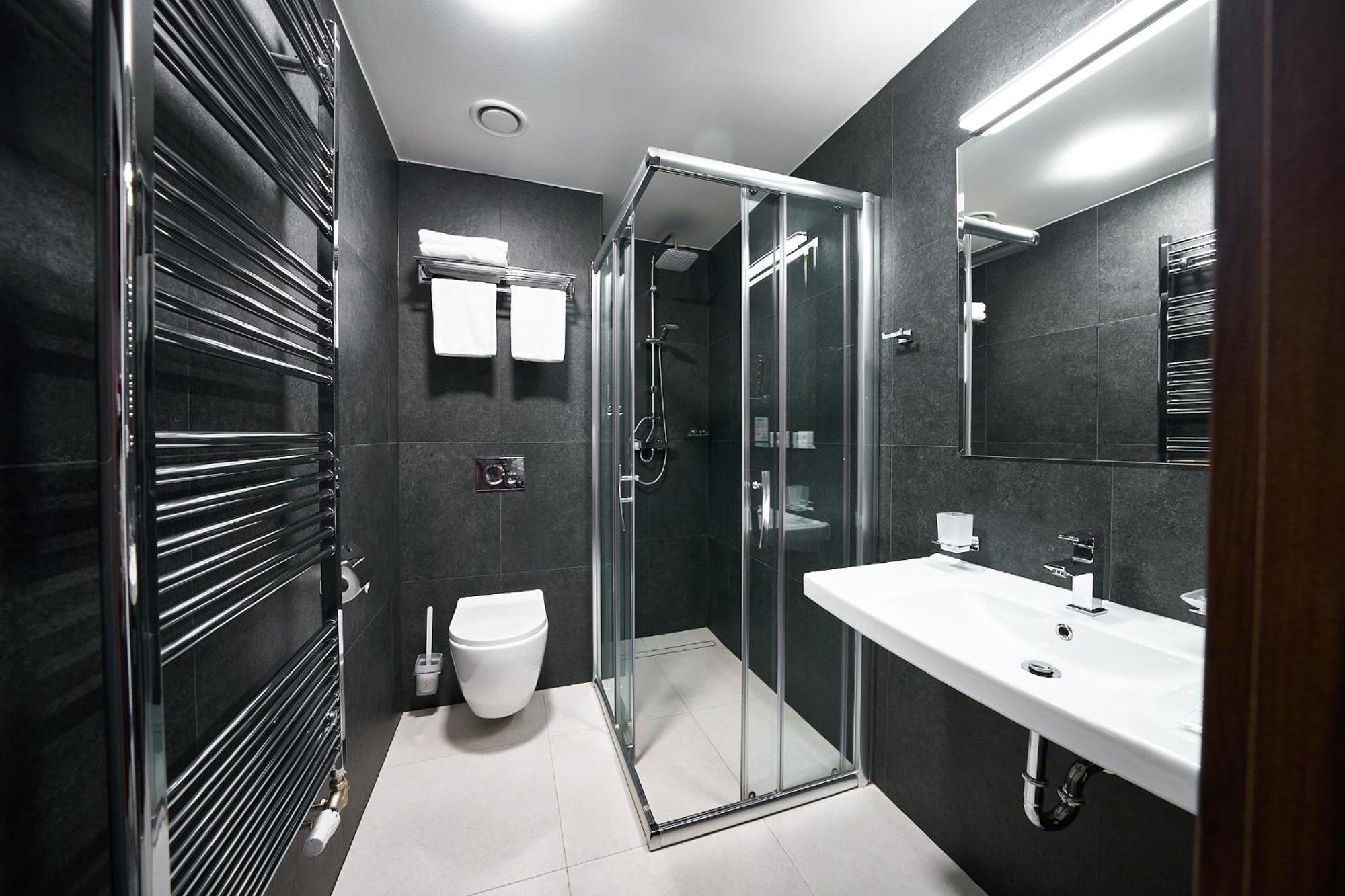 Wellness Hotel Queens Marianske Lazne Bagian luar foto