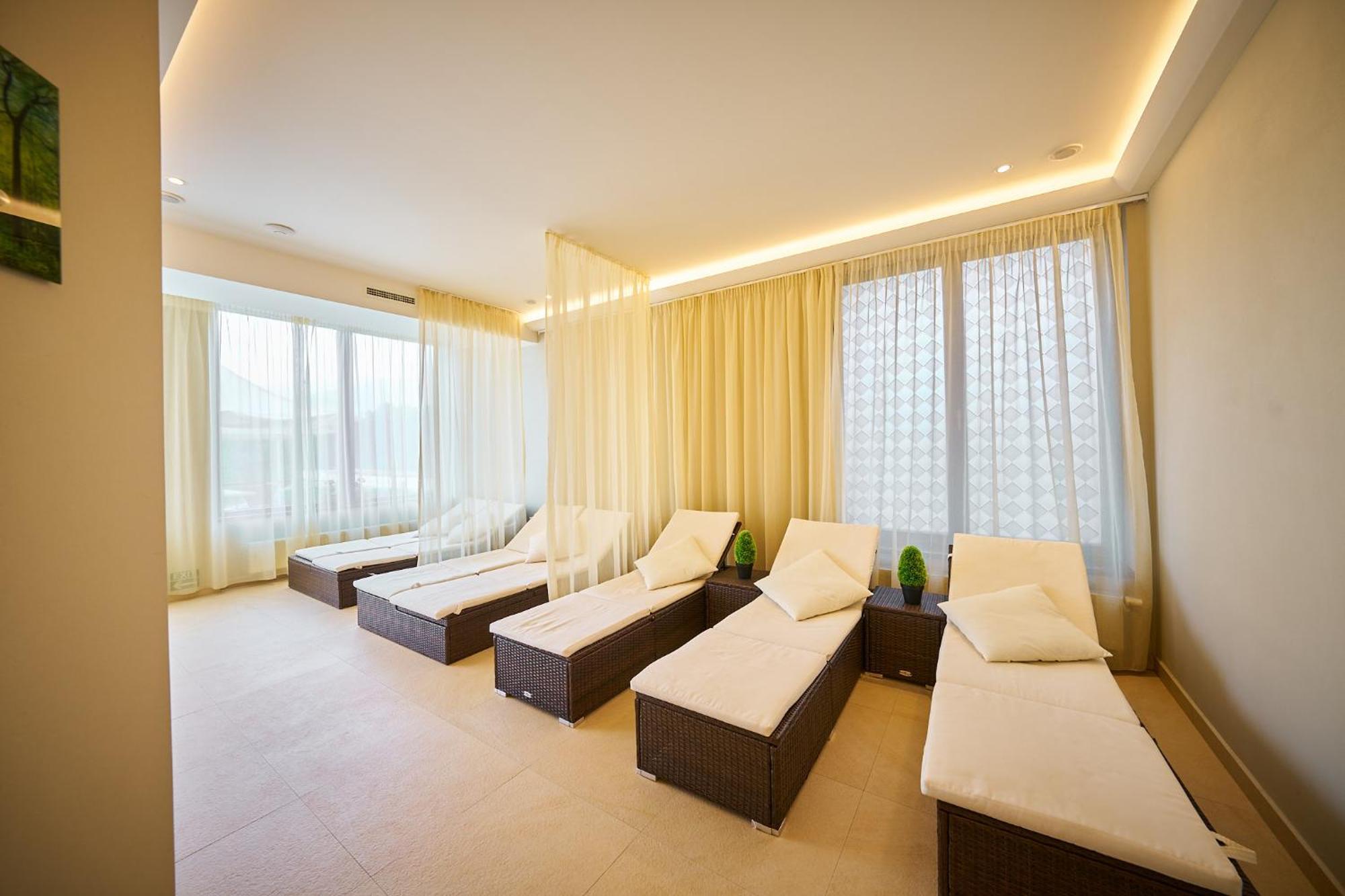 Wellness Hotel Queens Marianske Lazne Bagian luar foto