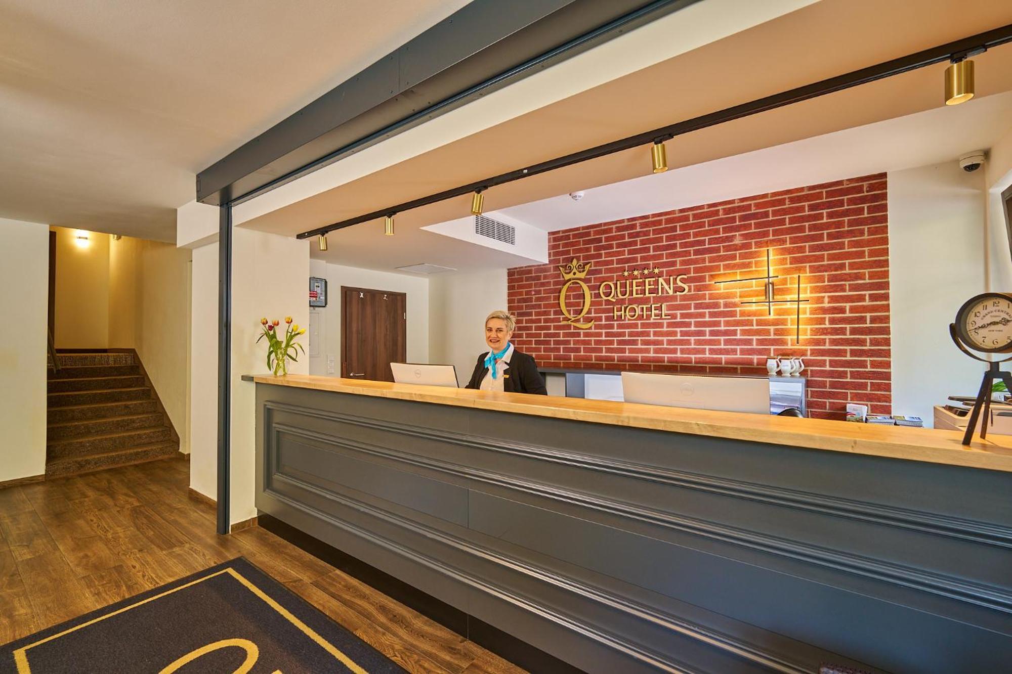 Wellness Hotel Queens Marianske Lazne Bagian luar foto
